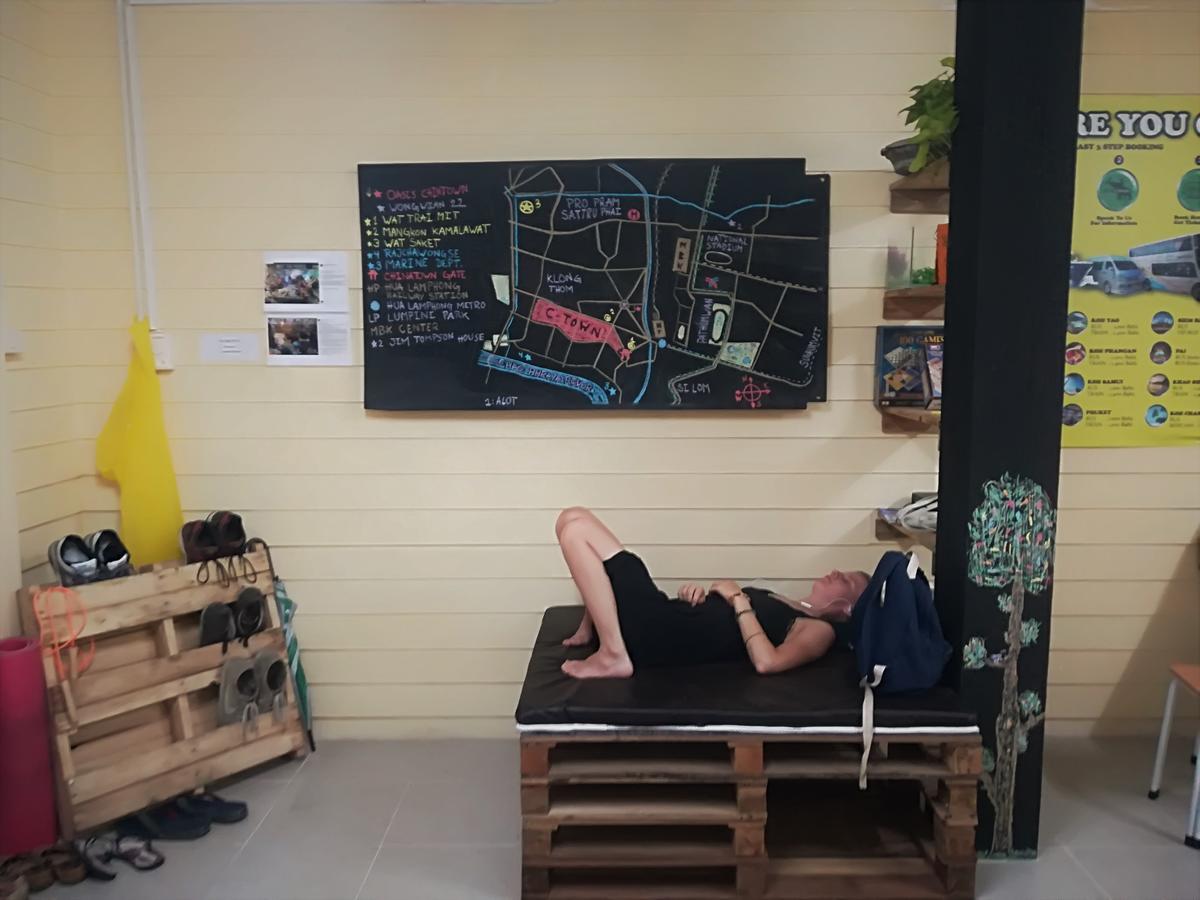 The Oasis Hostel Chinatown (Adults Only) بانكوك المظهر الخارجي الصورة