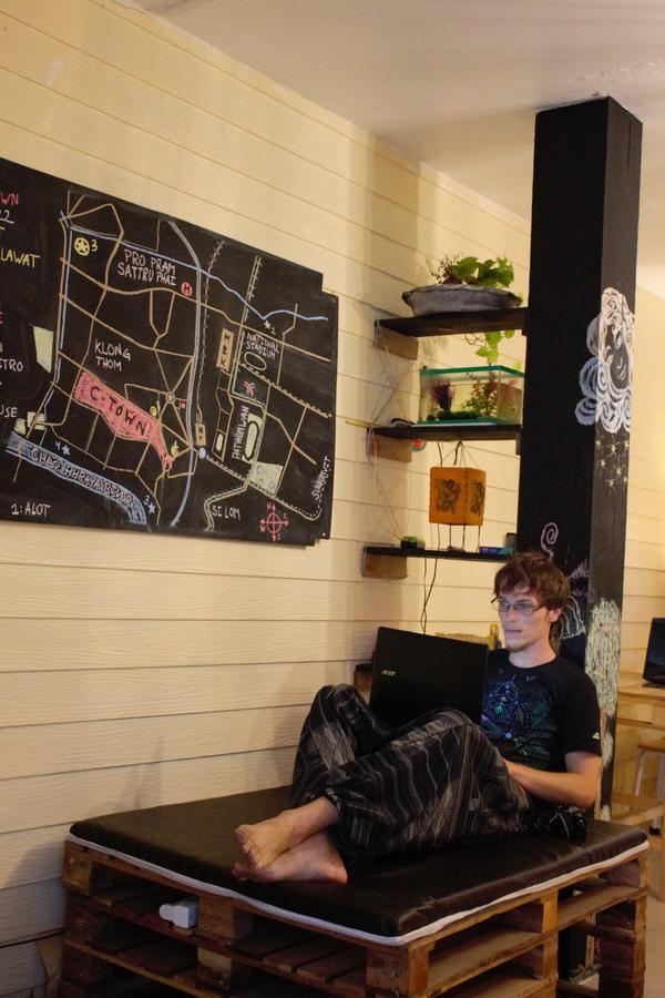 The Oasis Hostel Chinatown (Adults Only) بانكوك الغرفة الصورة